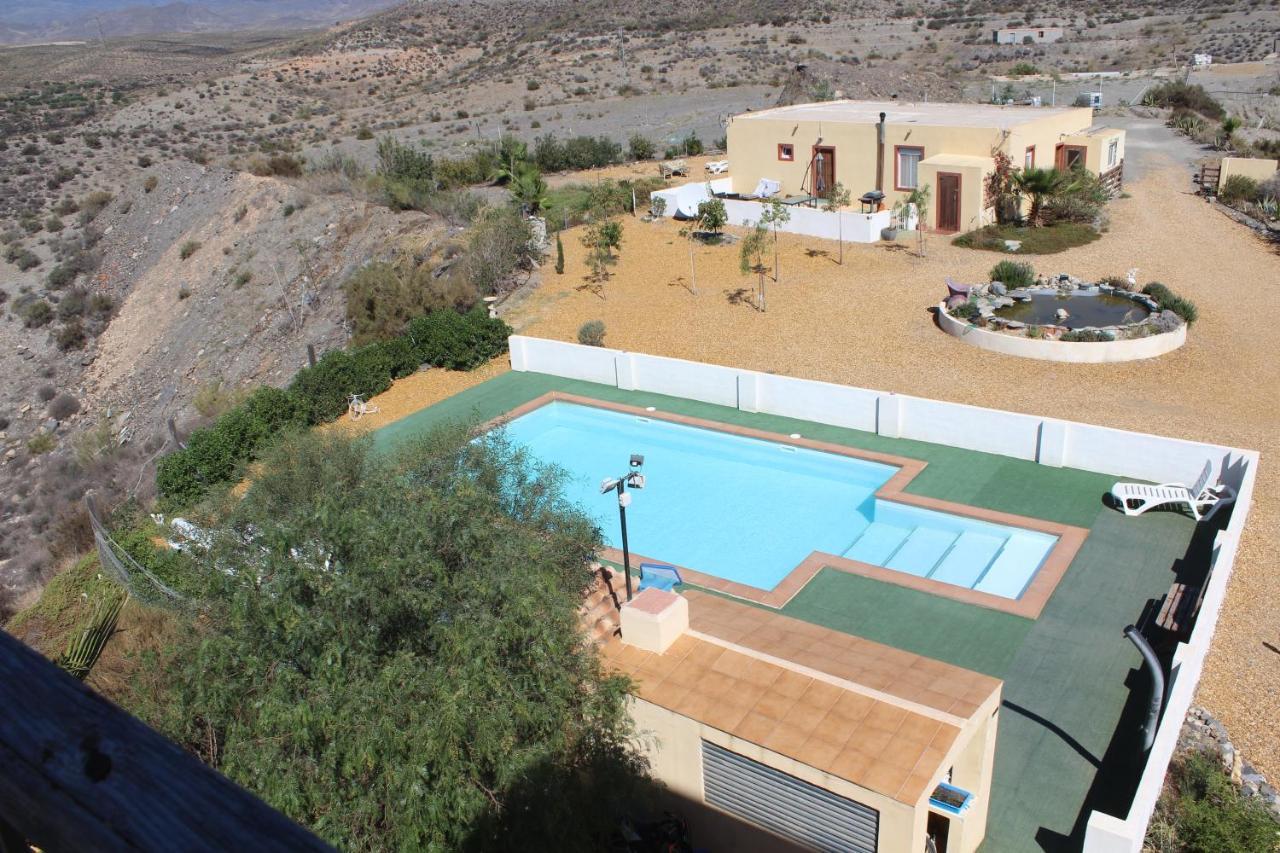 Oasis Montana Peace In Tabernas Desert ภายนอก รูปภาพ